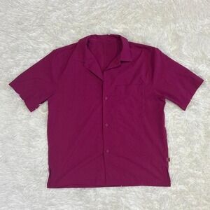 Lululemon activewear athleisure sporty short sleeved button up collared shirt